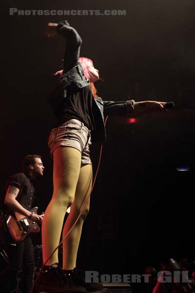 PARAMORE - 2013-04-01 - PARIS - La Cigale - Hayley Nichole Williams - Taylor Benjamin York